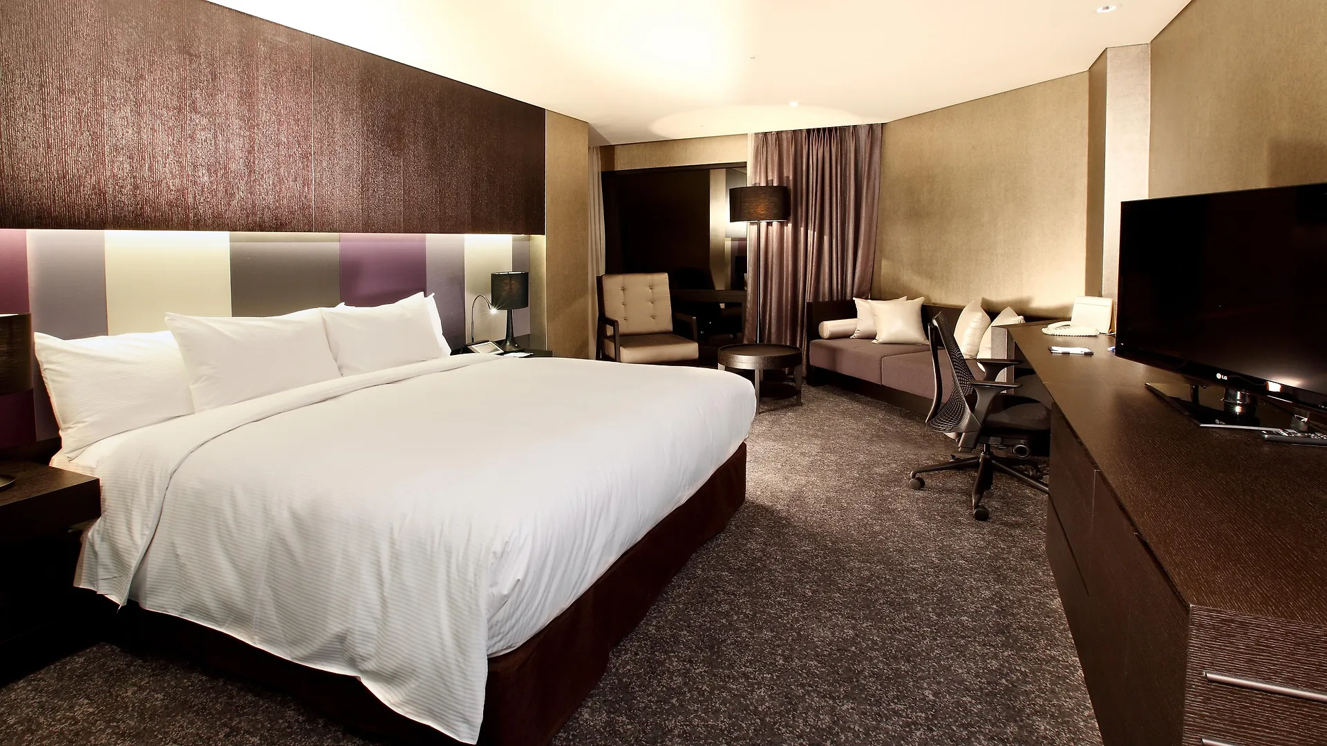 Swiss Grand Hotel Seoul & Grand Suite 5*,  South Korea