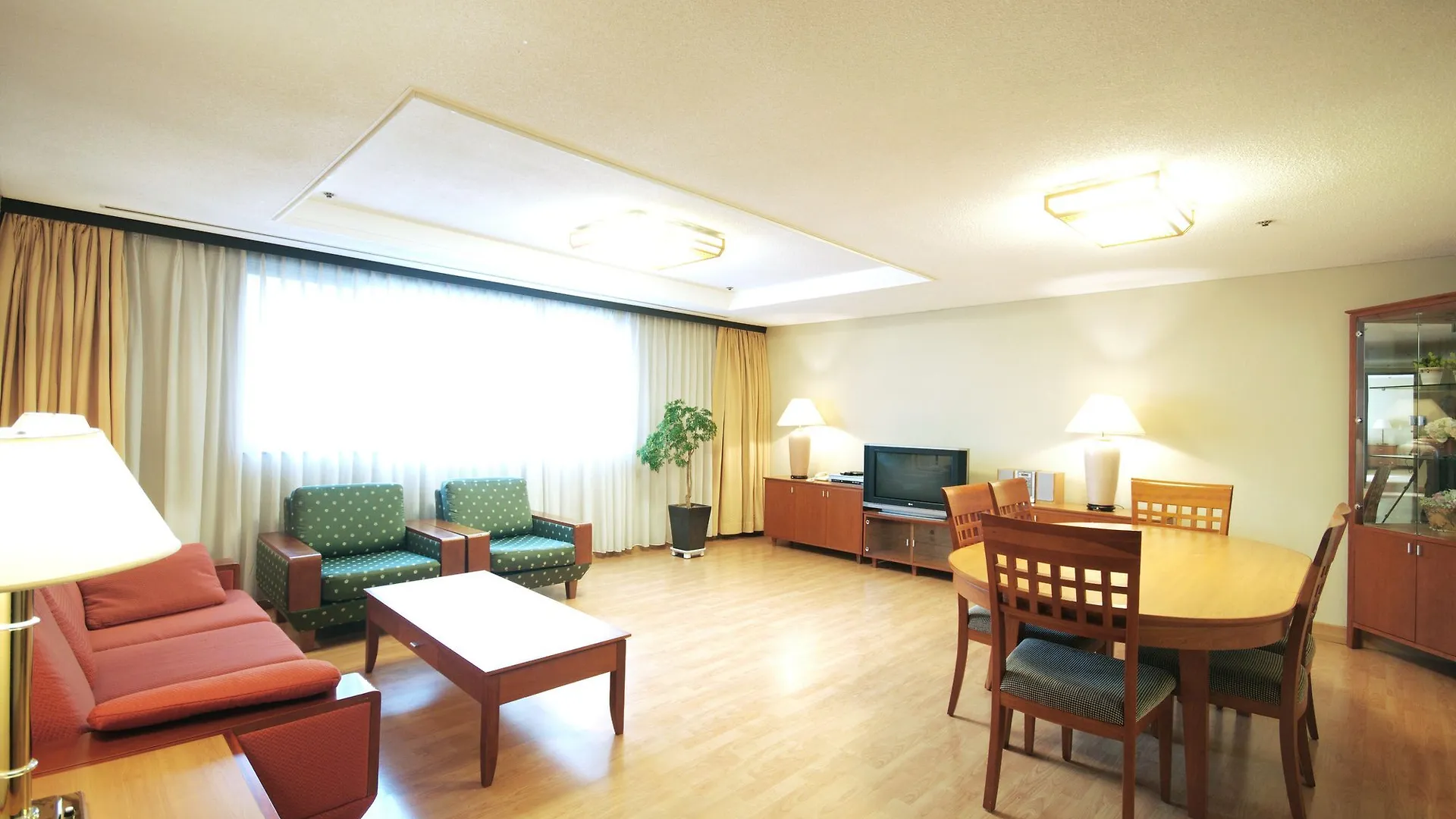 Swiss Grand Hotel Seoul & Grand Suite