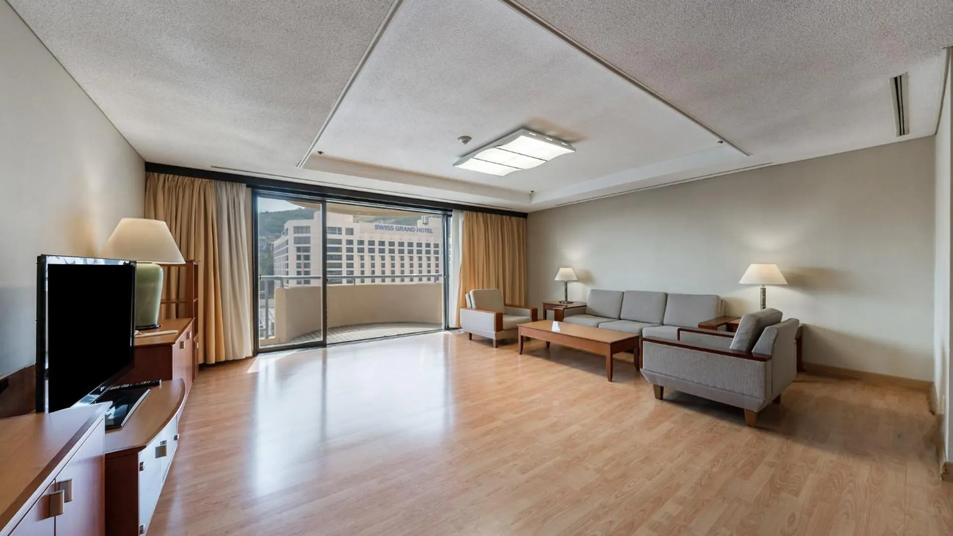 Swiss Grand Hotel Seoul & Grand Suite 5*,  South Korea